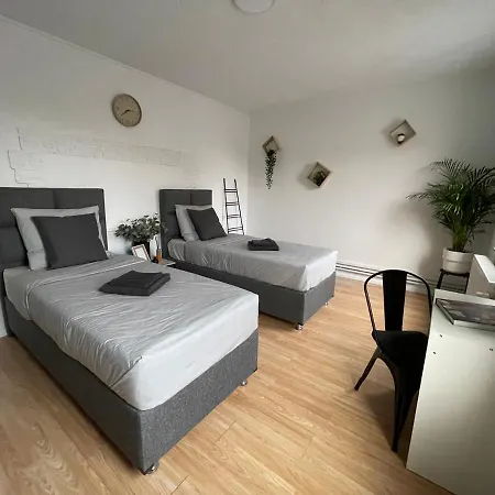 3 Ferme Du Chateau Apartamento *