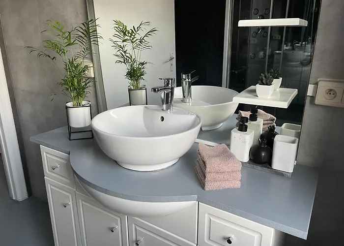 3 Ferme Du Chateau * Fontaine-l'Eveque